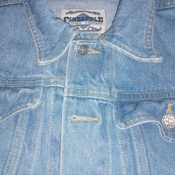 ☆RARE☆ Vintage Promotional Embroided Fox Kids Video Jean Jacket 》Size: Women's M - Picture 3 of 6